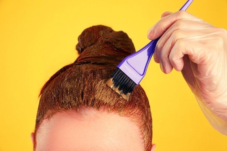 how-long-should-you-leave-henna-on-your-hair-explained